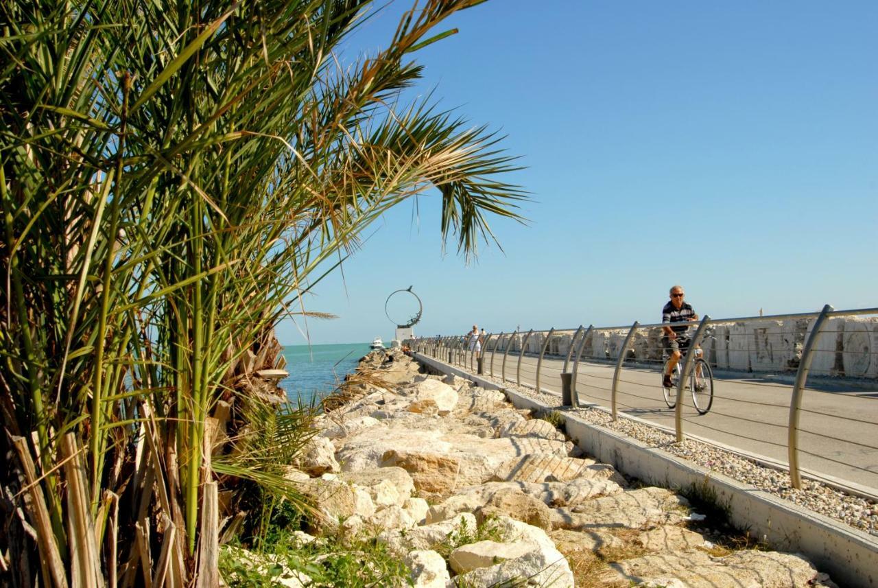 Casavacanze Estate 2 San Benedetto del Tronto Exteriör bild